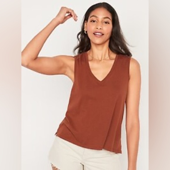 Old Navy plus size‎ 2X V neck everyday wear tank top Copper Moon NWT - Picture 1 of 6